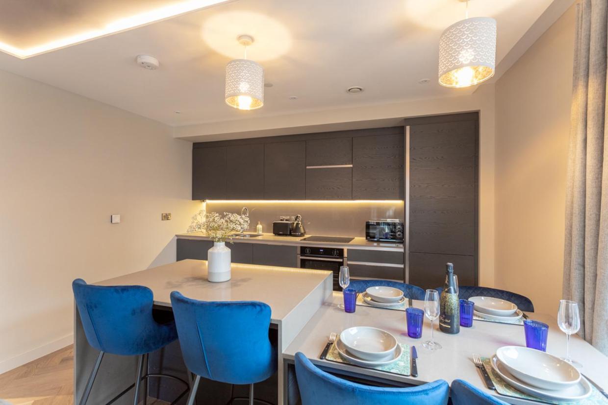 Luxury 2 Bedroom Apartment With Free Parking In The Heart Of York Exterior foto